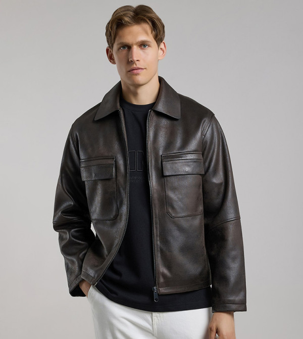 Pocket Detail Jacket with Classic Collar and Long Sleeves