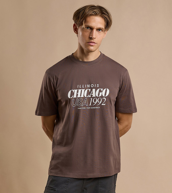 Typography Print T-Shirt with Crew Neck and Short Sleeves