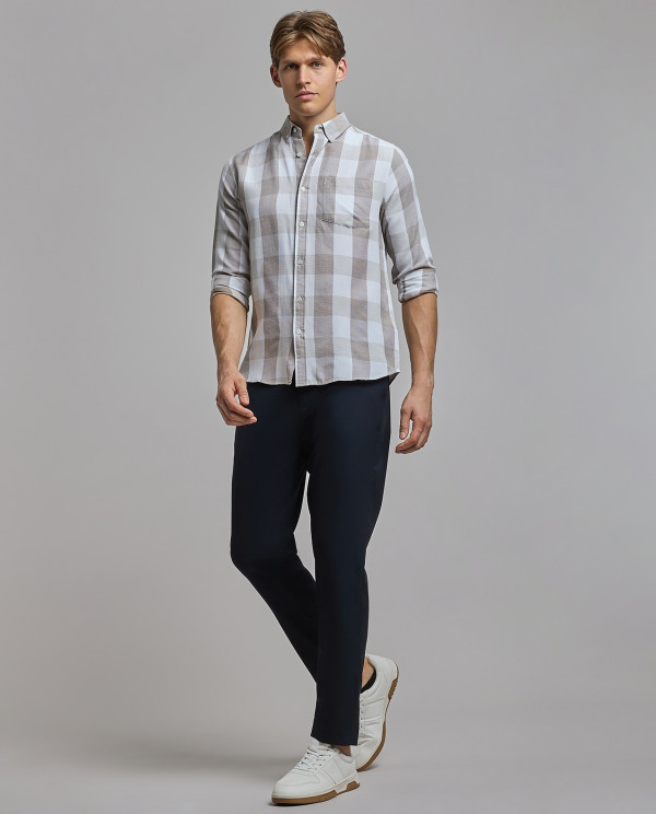 Solid Tapered Fit Trousers with Button Closure