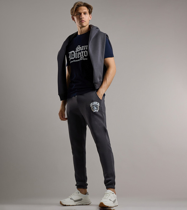 جوغر برباط على الخصر وطبعة 