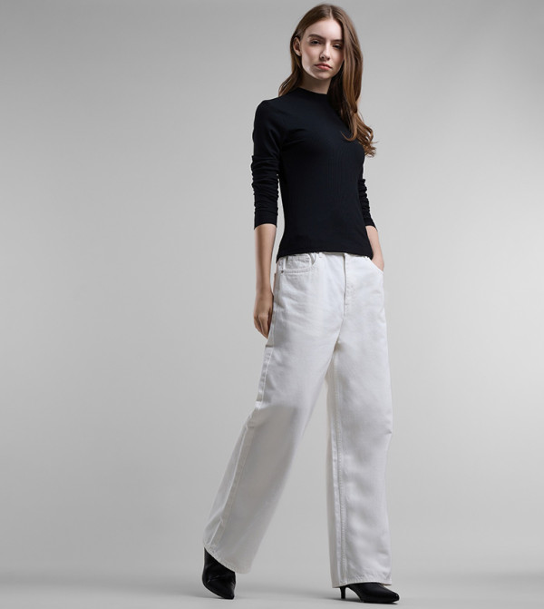 بنطال جينز واسع سادة بزر 