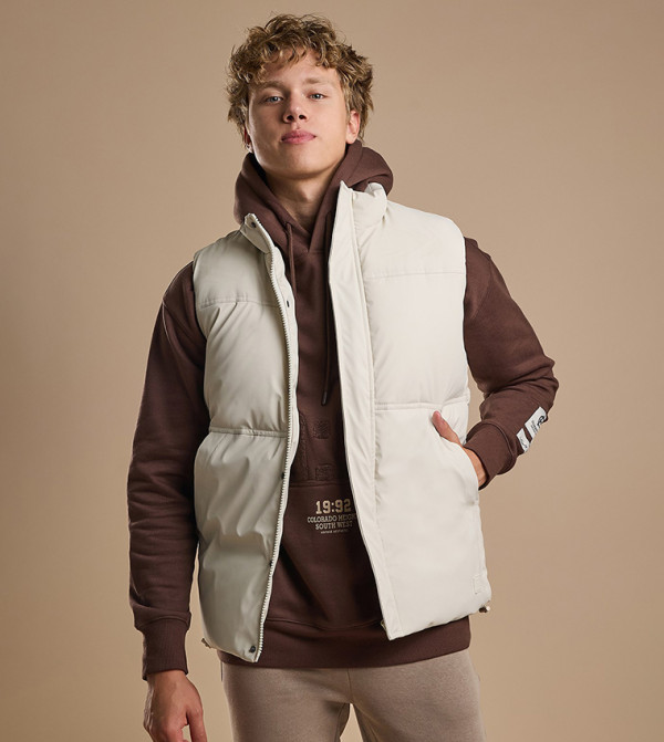 Quilted Gilet with Zipper Closure