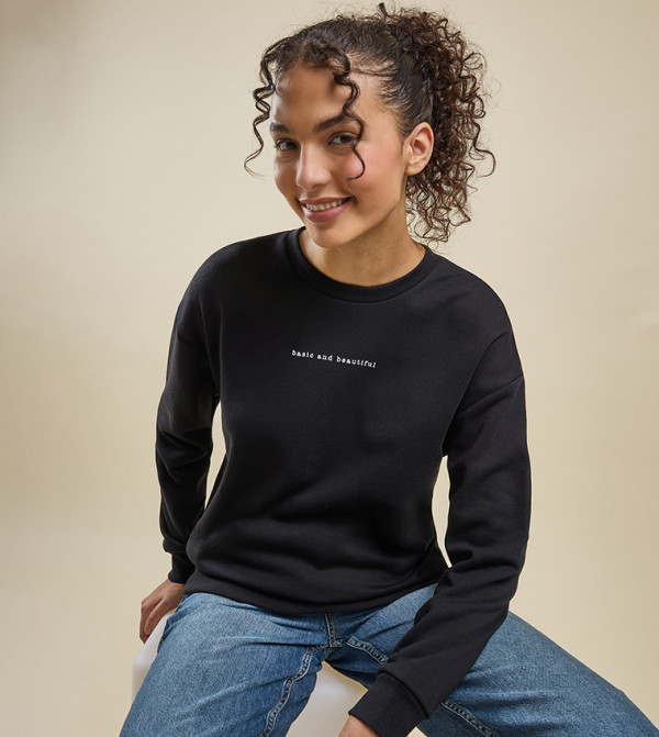 Typography Print Sweatshirt with Crew Neck and Long Sleeves