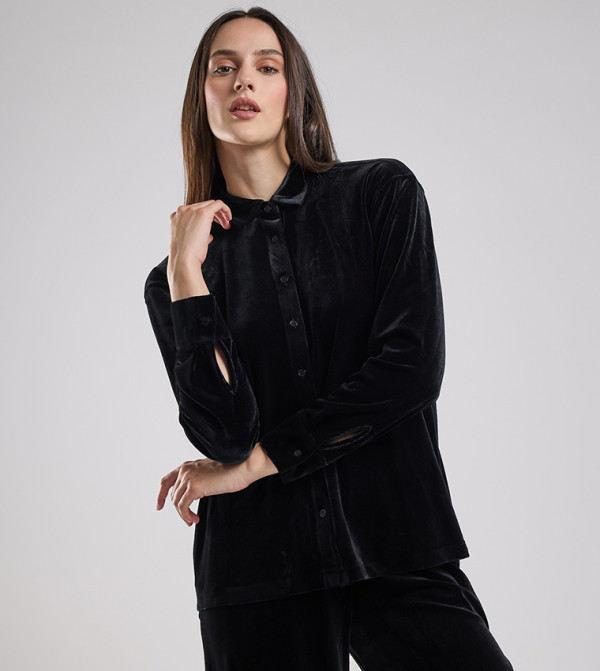 Solid Shirt with Classic Collar and Long Sleeves