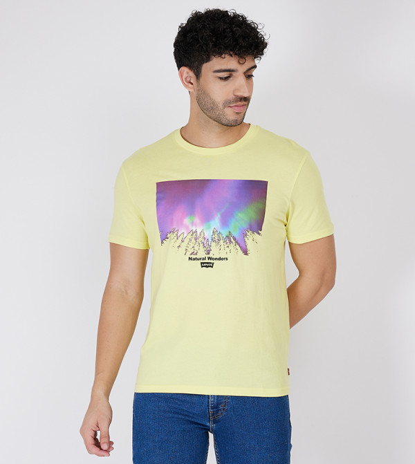 تيشيرت بياقة مستديرة وطبعة جرافيك 