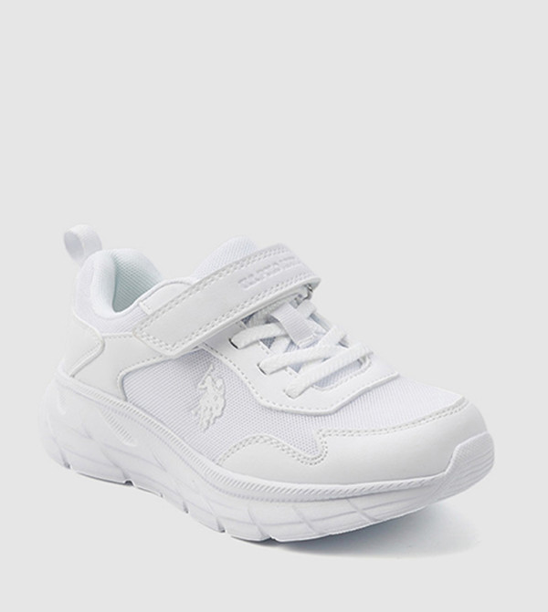 سنيكرز بحزام فليكرو وشعار 