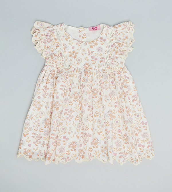 فستان فلير بطبعة وقبة مستديرة وكم مكشكش 