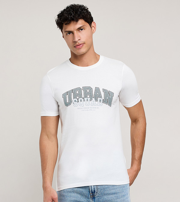 Typography Print T-Shirt with Crew Neck and Short Sleeves