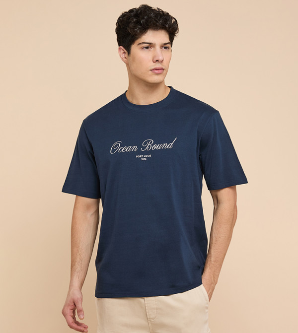 Typography Print T-Shirt with Crew Neck and Short Sleeves