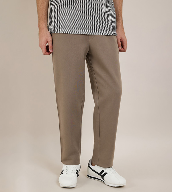 بنطلون سادة بقصة مريحة برباط على الخصر