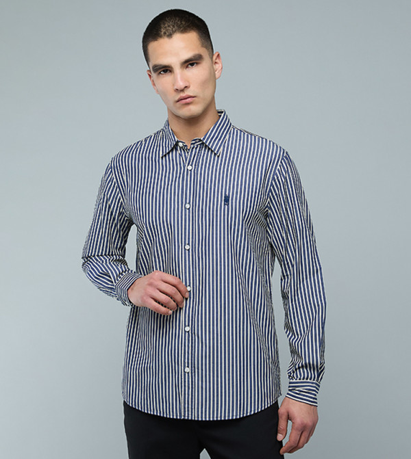 قميص مخطط كم طويل بقبة بأزرار