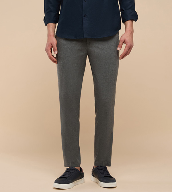 Solid Chinos with Button Closure