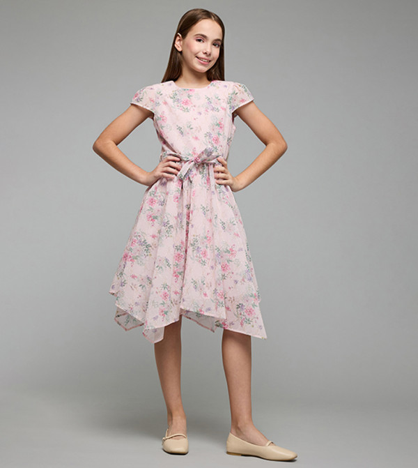 فستان بطبعة بقبة مستديرة وكم كاب 