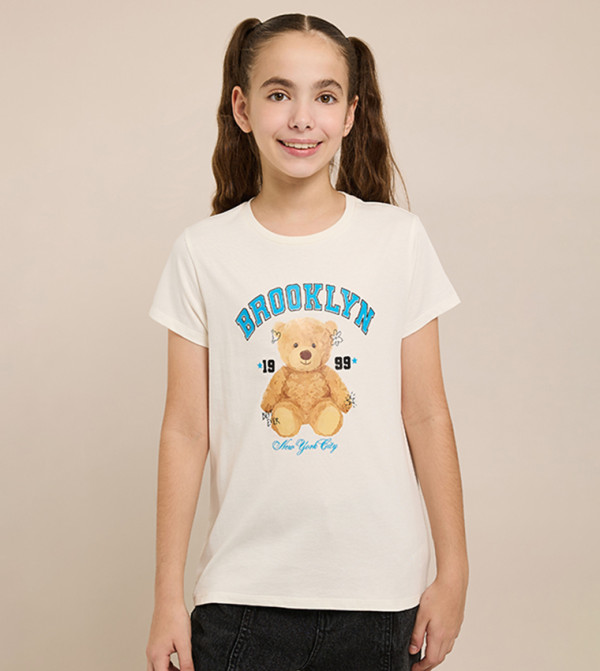 تيشيرت كم قصير بقبة مستديرة بطبعة