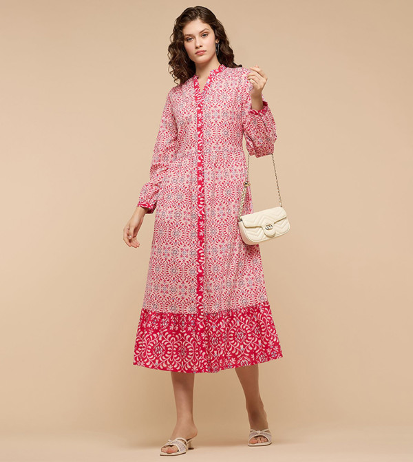 فستان كم طويل بقبة ماندرين 