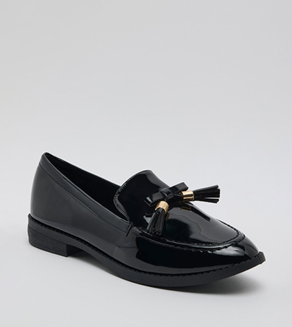Tassel Detail Glossy Loafers