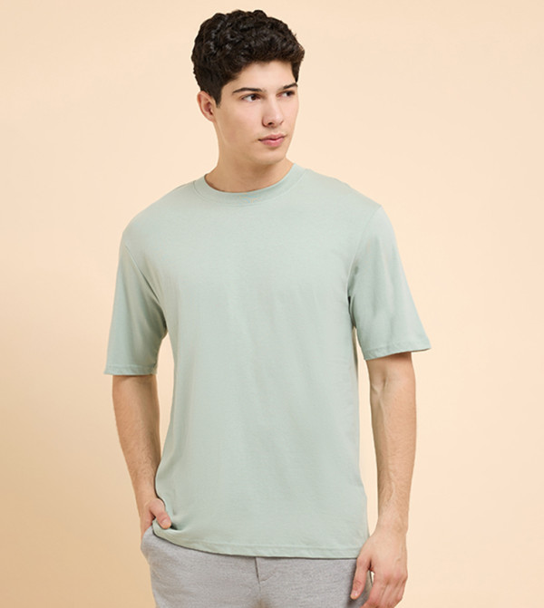 Solid T-Shirt with Crew Neck and Short Sleeves