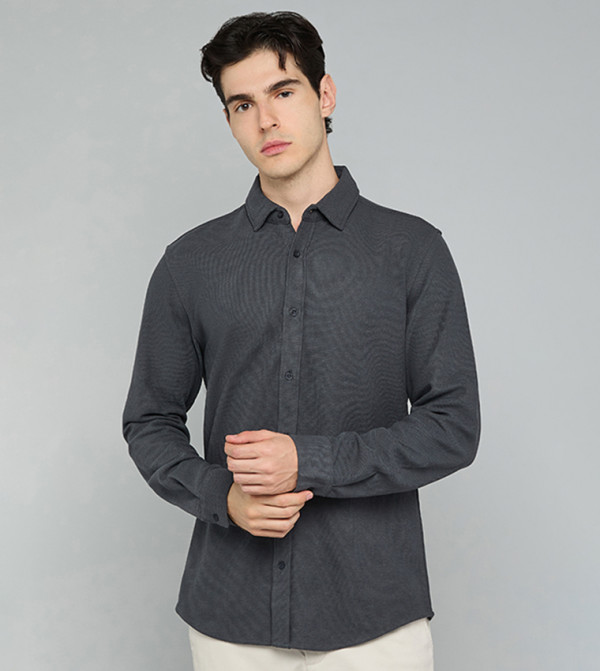 Solid Shirt with Classic Collar and Long Sleeves