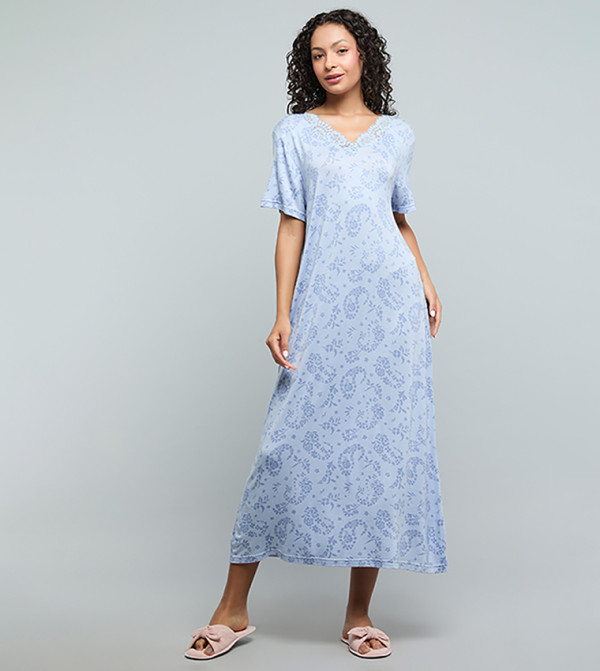 Patterned Nightgown with V-Neck and Short Sleeves