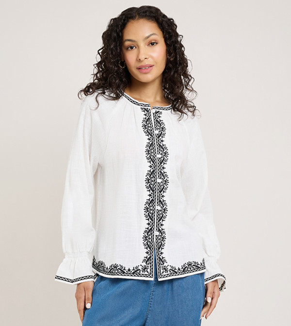 Embroidered Top with Round Neck and Long Sleeves