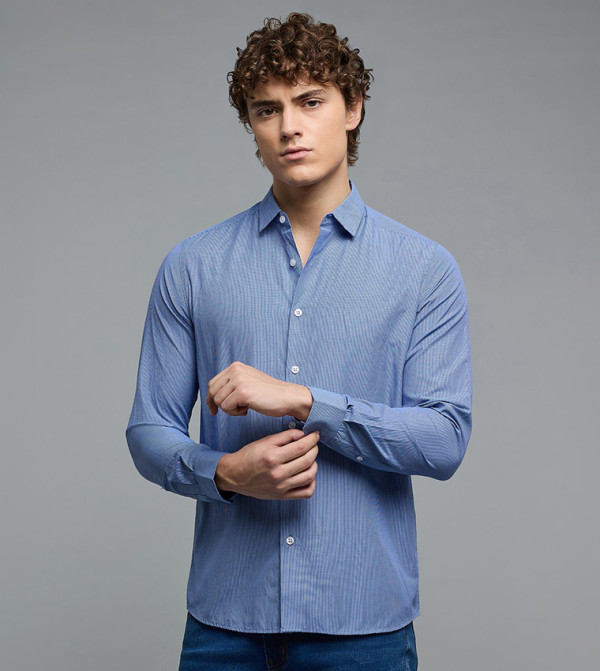 Solid Shirt with Classic Collar and Long Sleeves