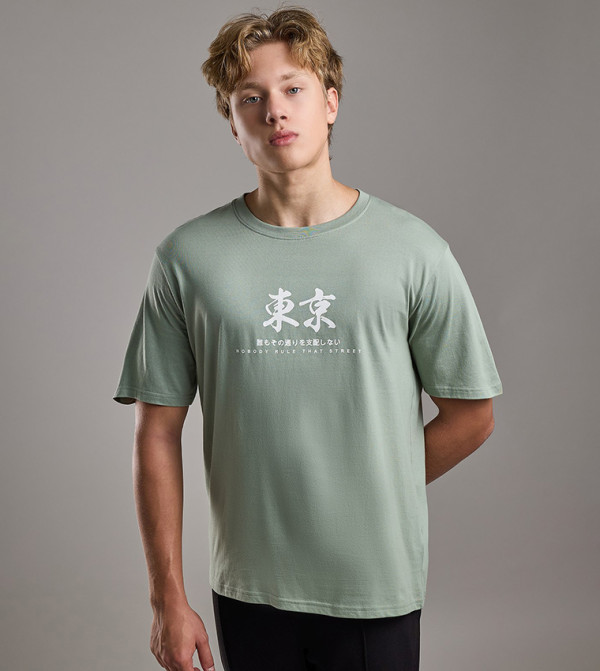 Typography Print T-Shirt with Crew Neck and Short Sleeves
