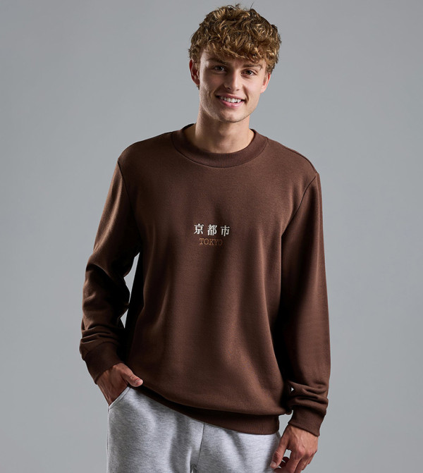 Embroidered Sweatshirt with Crew Neck and Long Sleeves
