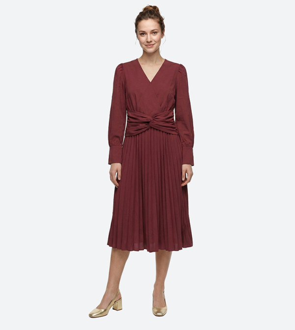 NOVA Pleated Long Sleeves Midi Dress