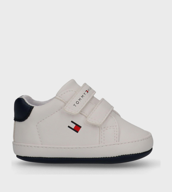 سنيكرز بشعار وحزام فليكرو 