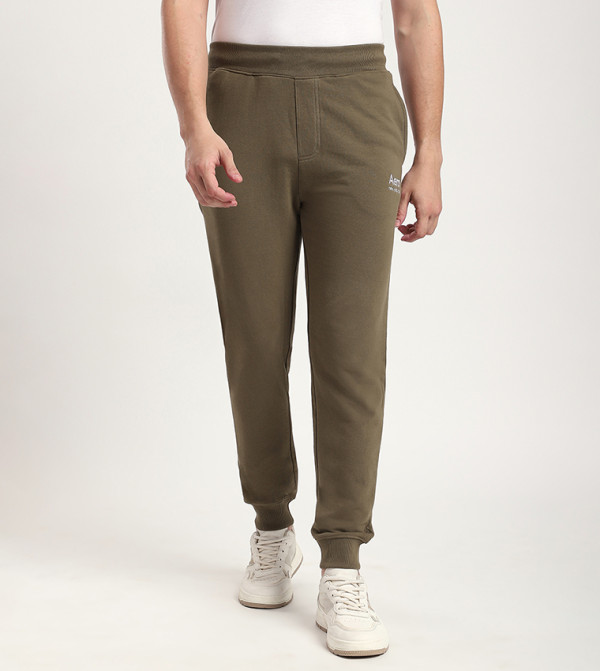 بنطلون رياضة ايرو رجالي بشعار مطرز