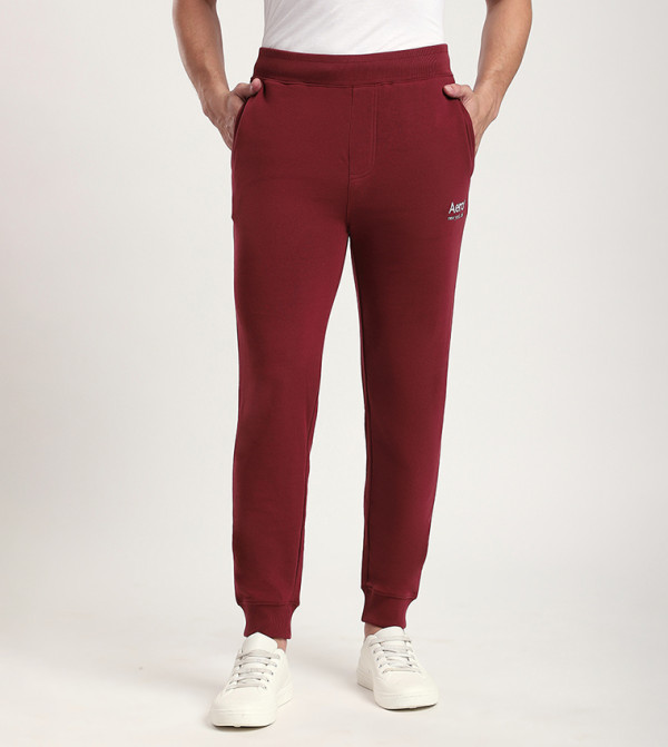 بنطلون رياضة ايرو رجالي بشعار مطرز