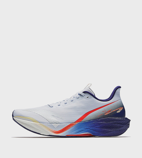 MACH 6.0 Running Shoes