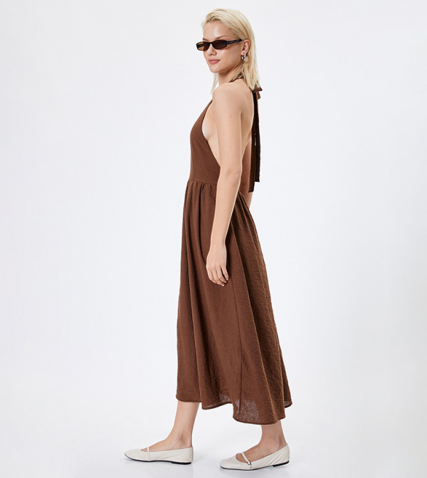 Solid Halter Neck Maxi Dress