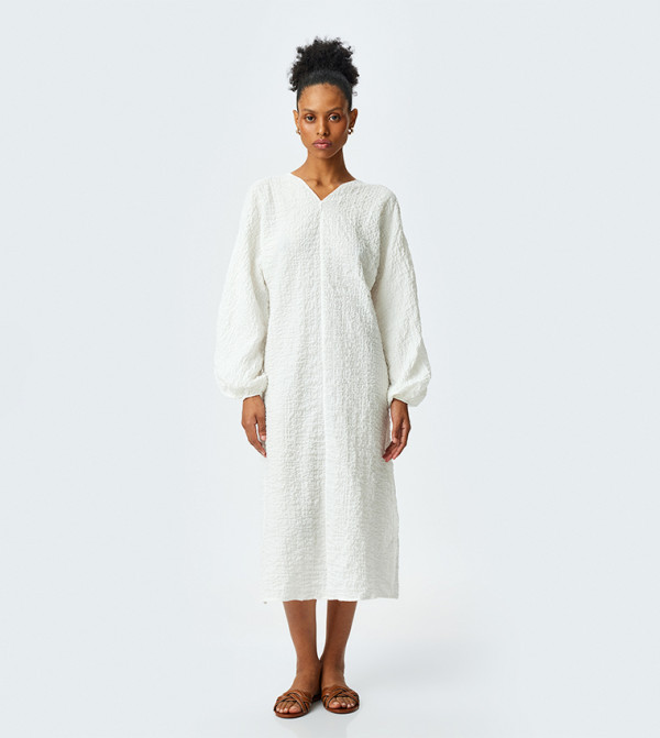 Textured Long Sleeves Midi Dress