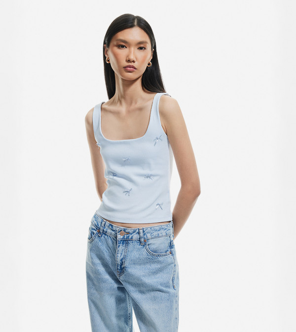 Bow Appliqued Square Neck Tank Top