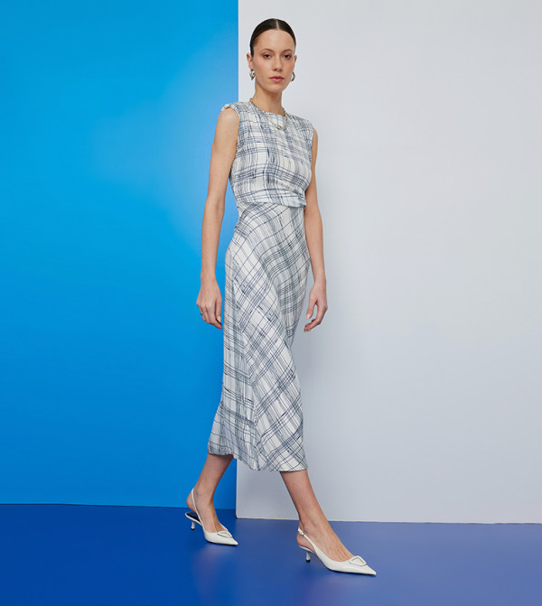 فستان ميدي كتان بدون أكمام 