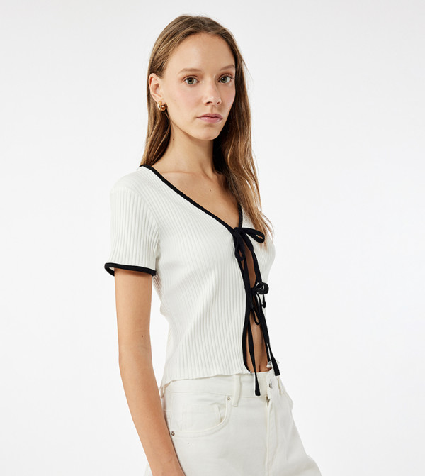 توب مرن كم قصير 