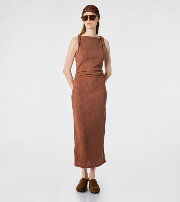 Textured Boat Neck Draped Midaxi Dress