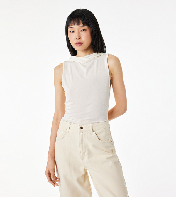 Solid Hooded Neck Sleeveless Top