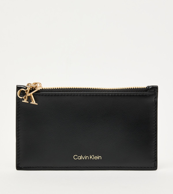 Textured Zip-Closure Cardholder