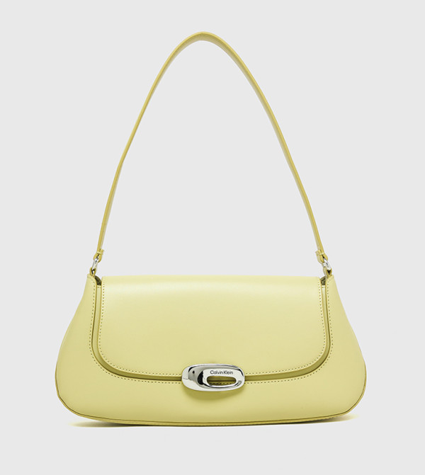 Logo Detail Flap Shoulder Bag