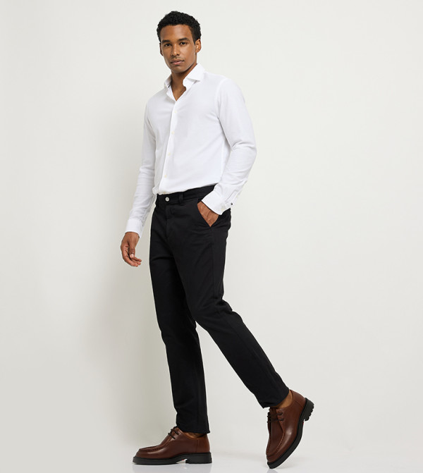 AUSTIN Tapered Fit Chino Pants