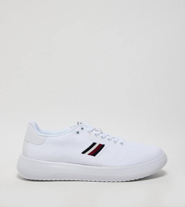 MODERN Knitted Low-Top Sneakers