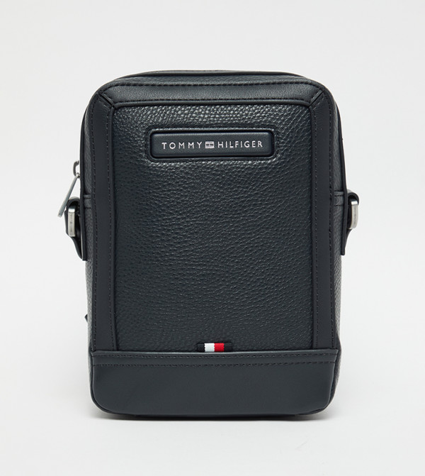 CENTRAL Textured Reporter Bag