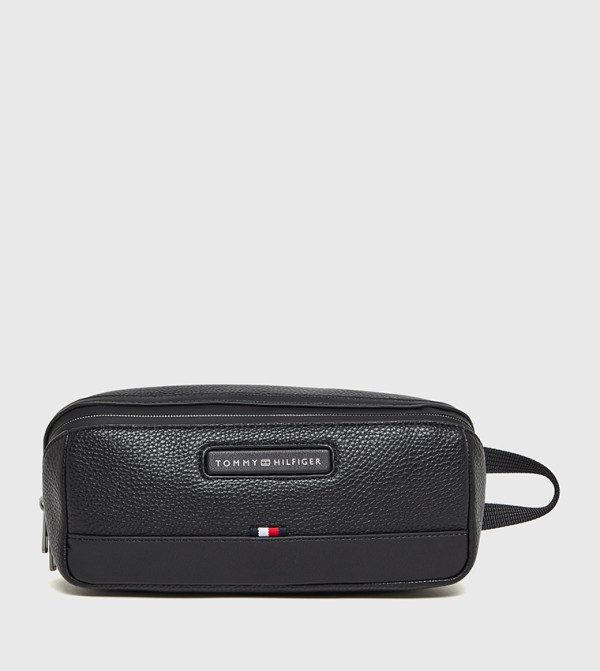 Textured Zippered Toiletry bag