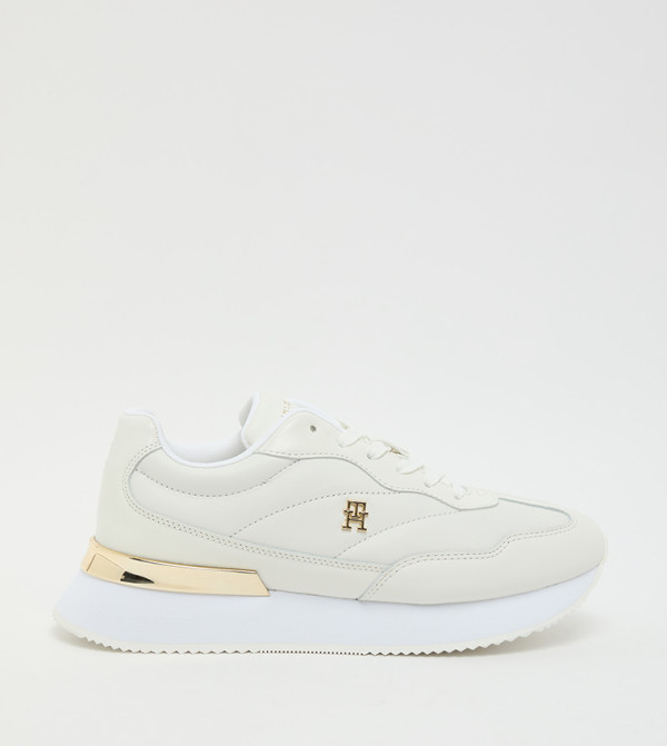 Logo Detail Runner Sneakers