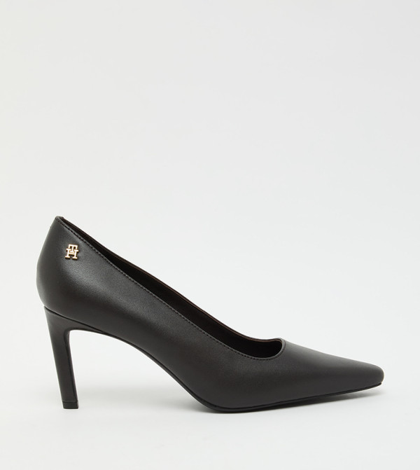 Logo Detail Pointed Toe Pumps