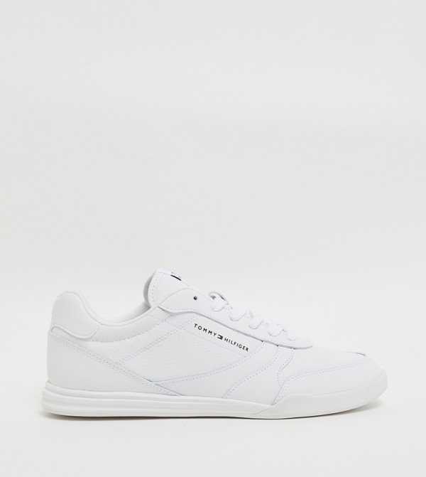 سنيكرز لو برو جلد برباط