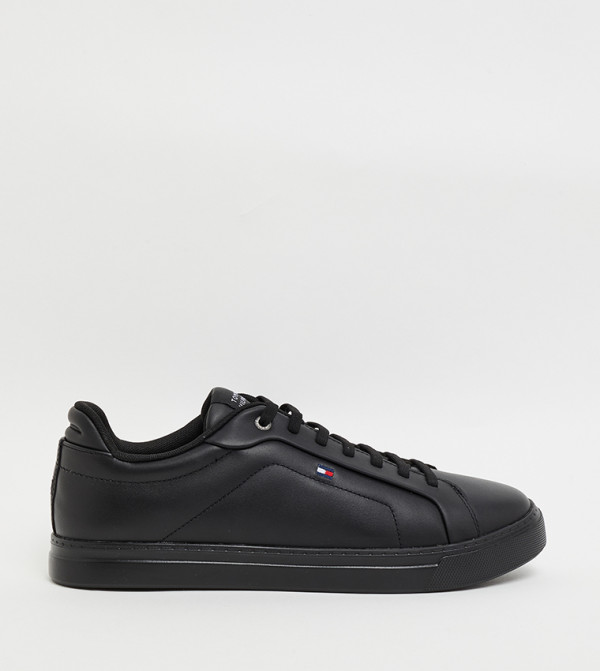 Round Toe Court Lace-Up Sneakers