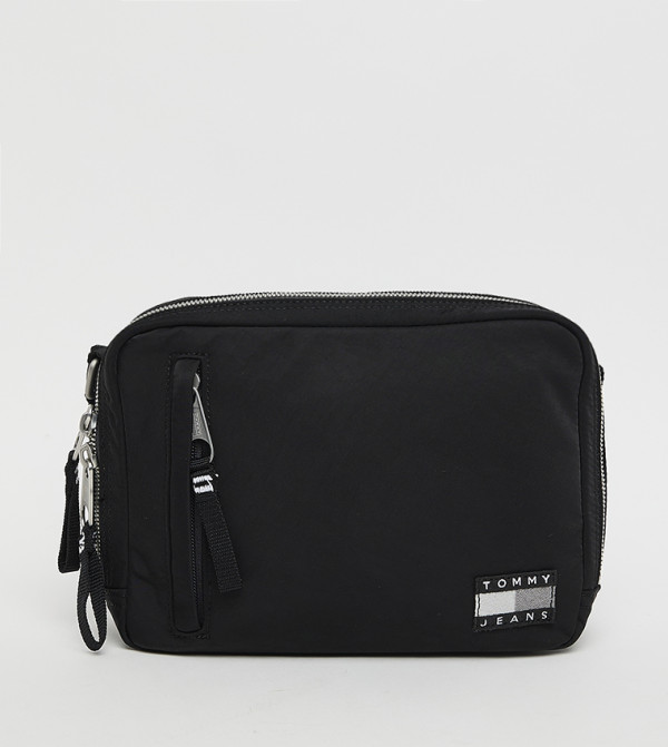 DAILY TECH Logo Detail Camera Bag